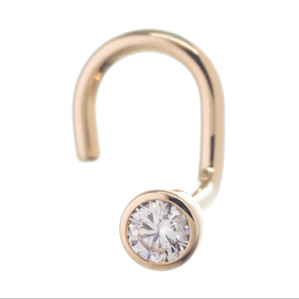 Bezel-Set Nostril Screw in Gold with DIAMOND - Image 3